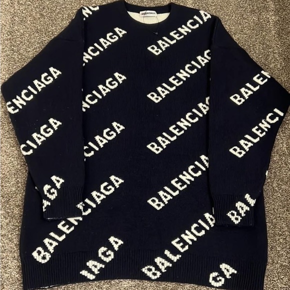 Balenciaga sweater - Picture 1 of 7